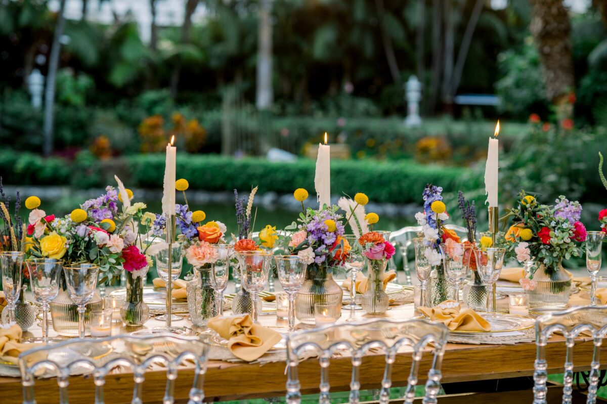 Dekoration einer Gartenhochzeit